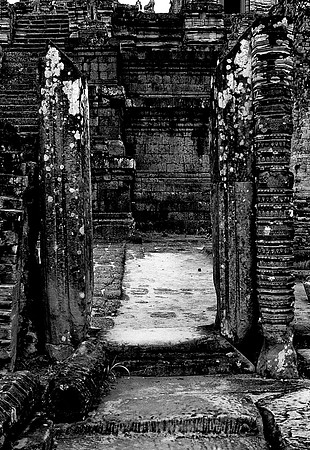 62456_2008_FM_BW_Temples_SlemReap_Cambodia_030