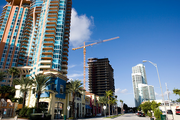 36146_DG_Color_USA_Miami_Beach_FL_Related_Group_South_of_FifthZV4N3270