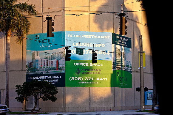 3788_DG_Omni_on_Biscayne_Blvd_Miami_FL_5L8Y4520