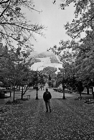 6083_FM_BW_CO_05_21.jpg