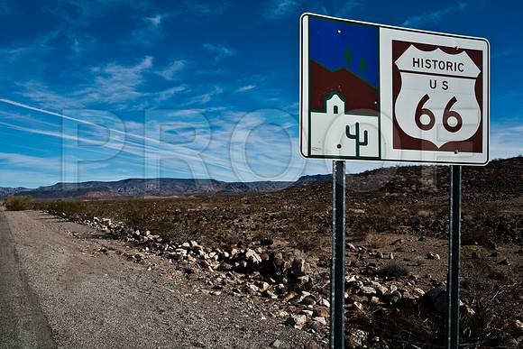 06647_DG_COLOR_ROUTE_66_TO_OATMAN_ARIZONA_AZ_USA_2007_ZV4N_894
