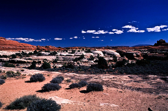 06789_B10_SL_COLOR_CANYONLAND_NAT_PARK_UT_97_07.jpg