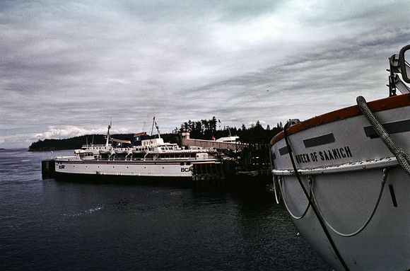 2547_SL_BOX_I_COLOR_OVKA_VICTORIA_CANADA