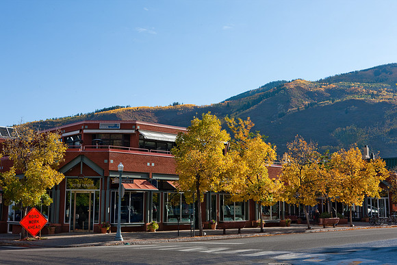 20080829_DVD15_DG_USA_Aspen_2357_full_blead