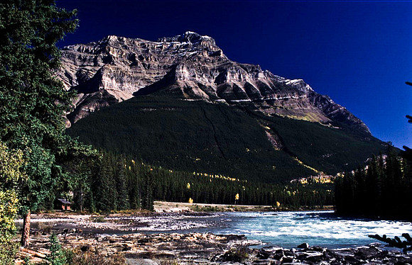 06828_B19_SL_COLOR_JASPER_NAT_PARK_ATHABASCA_FALLS_BC_WS_97_01.jpg