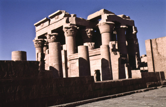 3347_SL_COLOR_ASWAN_EGYPT_1989-2