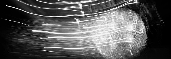 7675_B1_FM_BW_LIGHT_IN_MOTION_FL_06.tif