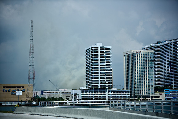 84697_Miami_Skyline_FL_DG_ZV4N6463