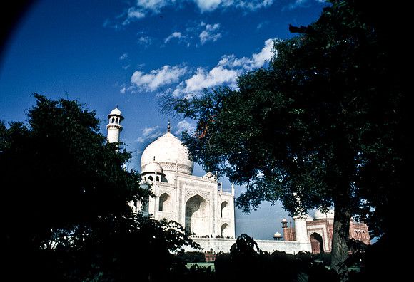 47277_SL_COLOR_INDIA_1987_8