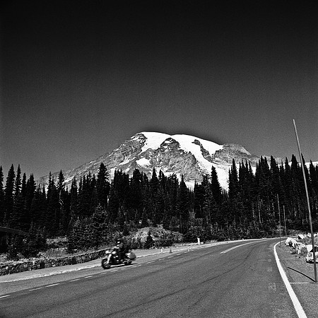 6050_FM_BW_CA_05_5.jpg