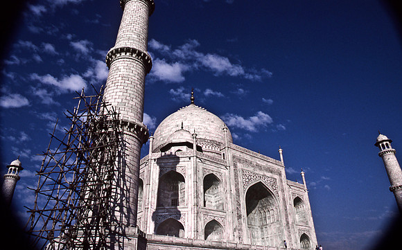 47270_SL_COLOR_INDIA_1987_8