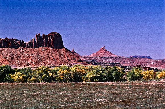06789_B10_SL_COLOR_CANYONLAND_NAT_PARK_UT_97_02.jpg
