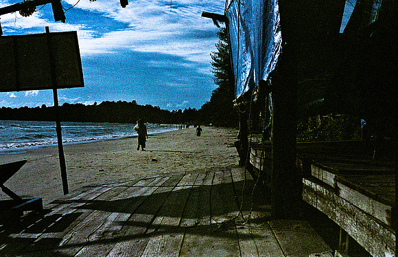 62445_2008_FM_Color_Cambodia_009