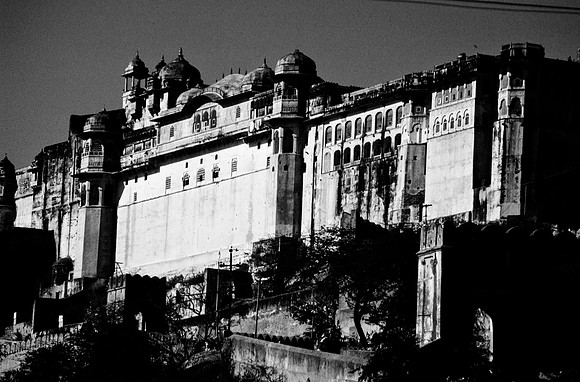 47282_SL_COLOR_INDIA_1987_4