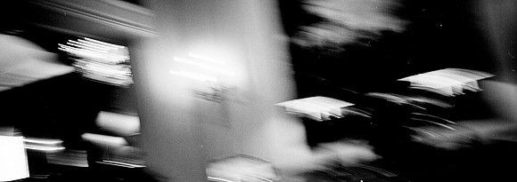 7675_B1_FM_BW_LIGHT_IN_MOTION_FL_18.tif