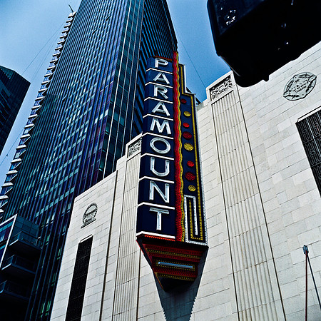 2285_FM_COLOR_AZ_02_3.jpg