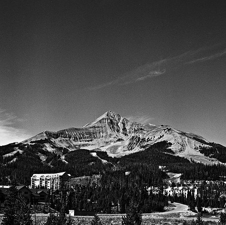 7556_B3P1_6_BW_SQ_MT_01_3.jpg