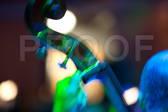 5L8Y00012-2