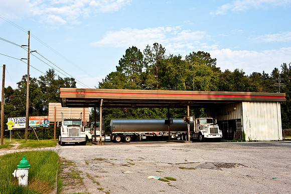 0014_DG_Valdosta_GA_USA_2009_5L8Y0220