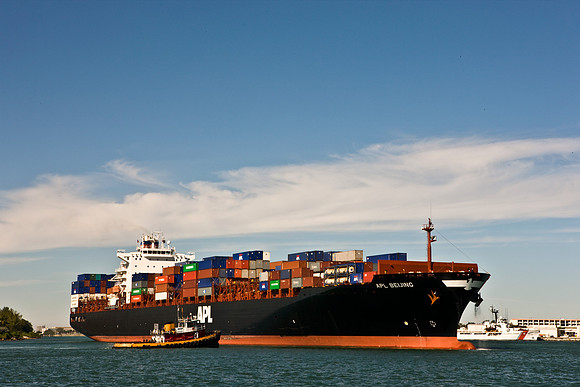3105_DG_Cargo_Ship_Containers_Port_Miami_FL_5L8Y7517
