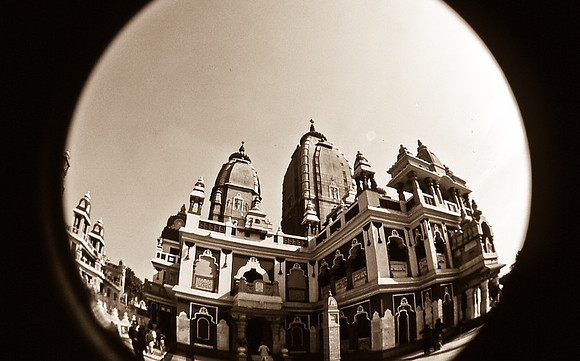 47304_SL_COLOR_INDIA_1987_4