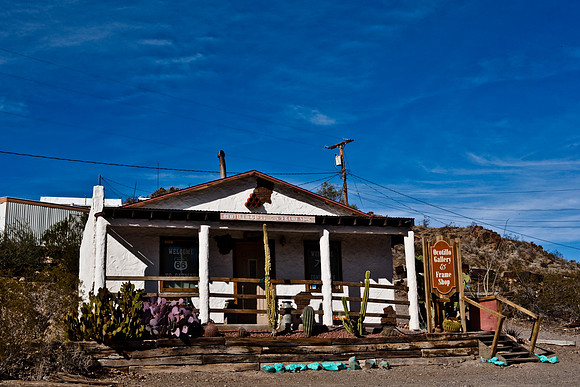 06648_DG_COLOR_OATMAN_ARIZONA_AZ_USA_2007_ZV4N_964