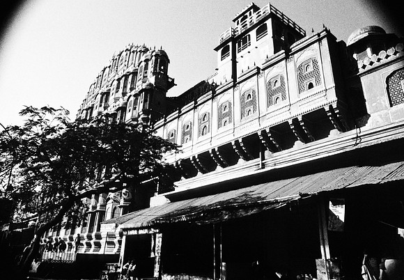 47280_SL_COLOR_INDIA_1987_6
