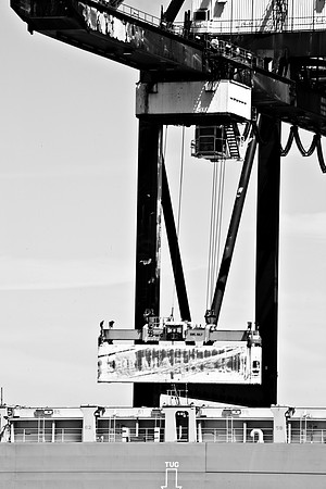2702_DG_Port_MiamI_FL_5L8Y2212