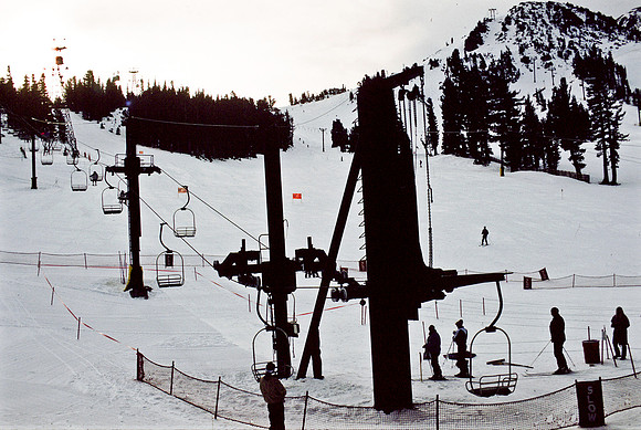 47943_B17_SL_COLOR_MAMOTA_YOSEMITE_CA_97_09.jpg