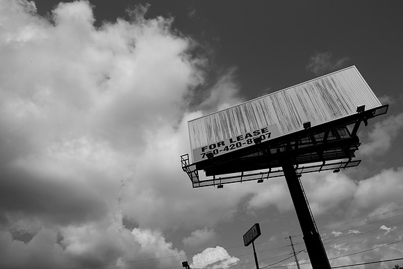 0014_DG_Adairsville_GA_USA_2009_5L8Y0091