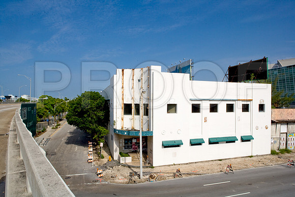 84691_2008_DG_Color_USA_Miami_FL_ZV4N1832
