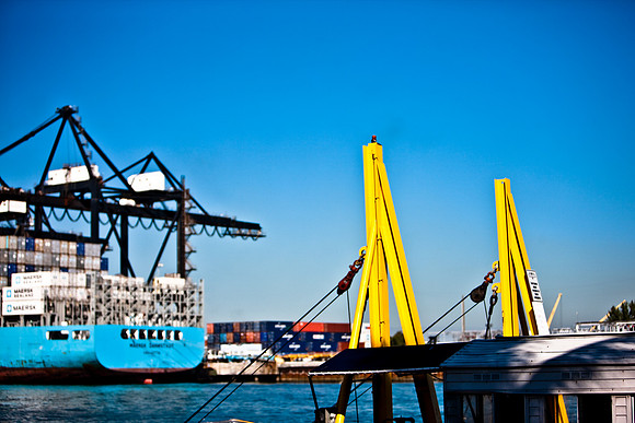 2903_DG_Port_Miami_Gargo_Ship_Containers_5l8Y_2804