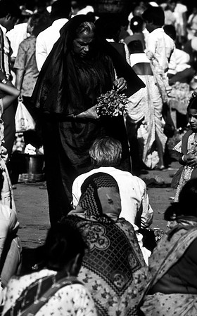 47262_SL_COLOR_INDIA_1987_1