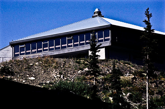06812_B19_SL_COLOR_WHISTLER_WS_97_13.jpg