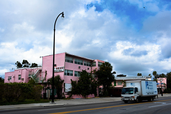 36155_DG_Color_USA_Miami_FL_Biscayne_BlvdZV4N6296_Oasis_Biscayne_BLV_Related 1