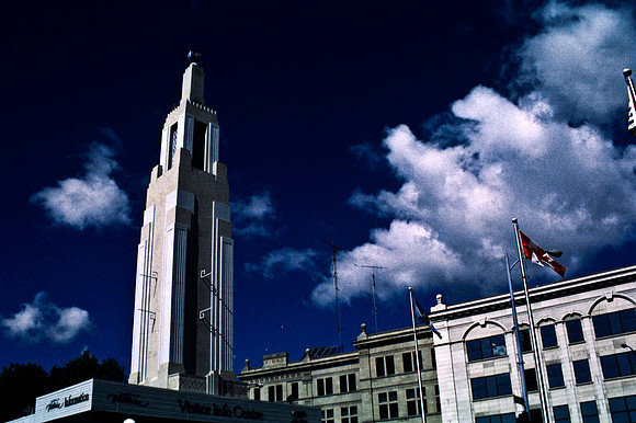 06808_B19_SL_COLOR_VICTORIA_WS_97_15.jpg