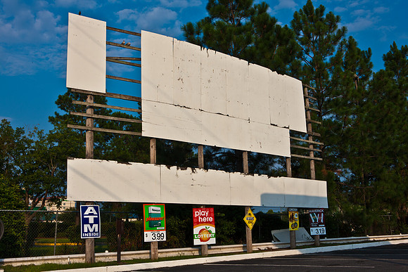 0014_DG_Valdosta_GA_USA_2009_5L8Y0212