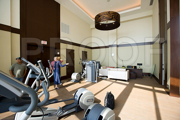 36282_DG_Color_USA_Sunny_Isles_FL_Trump_BuildingZV4N0041