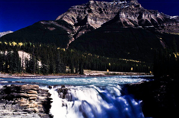 06828_B19_SL_COLOR_JASPER_NAT_PARK_ATHABASCA_FALLS_BC_WS_97_07.jpg