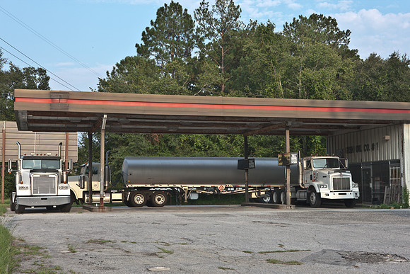 0014_DG_Valdosta_GA_USA_2009_5L8Y0223