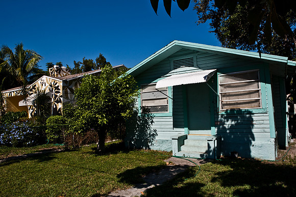 ZV4N5991_Mitown_Book_06