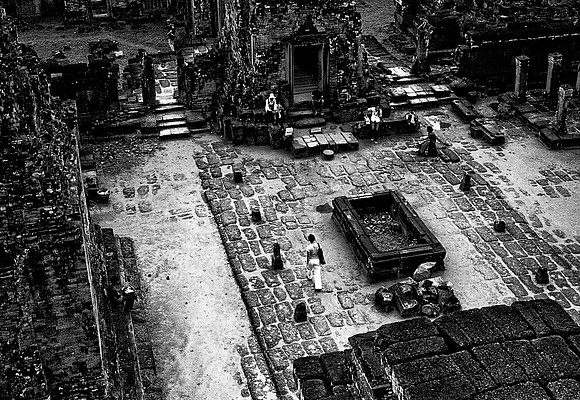 62456_2008_FM_BW_Temples_SlemReap_Cambodia_035