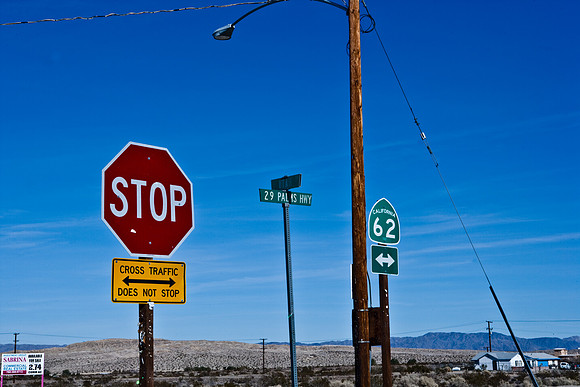 06646_DG_COLOR_29_PALMS_CALIFORNIA_CA_USA_2007_ZV4N_506