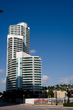 36146_DG_Color_USA_Miami_Beach_FL_Related_Group_South_of_FifthZV4N3288