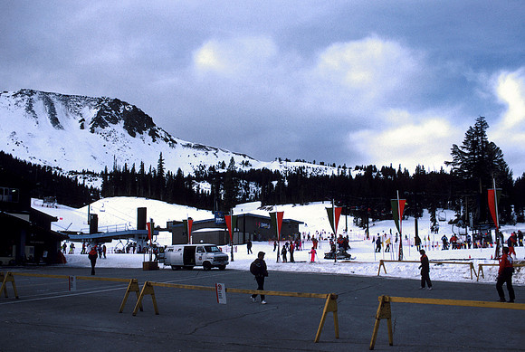 47943_B17_SL_COLOR_MAMOTA_YOSEMITE_CA_97_01.jpg