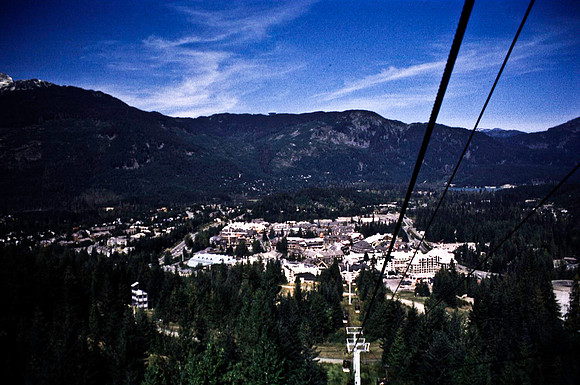 06813_B19_SL_COLOR_WHISTLER_WS_97_13.jpg
