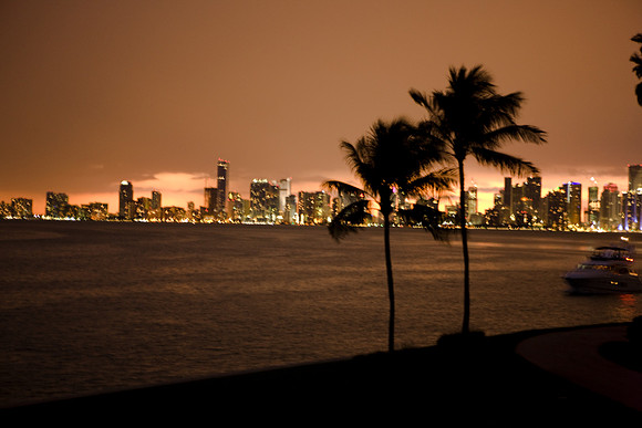 Miami_City_Ligth_Motion_20090220-5L8Y0845