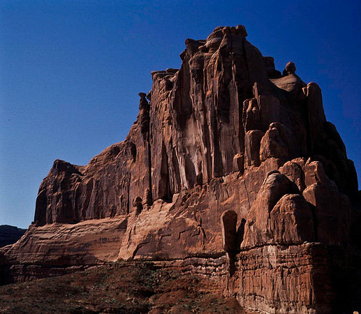 06768_B10_SL_COLOR_PARK_AVE_LASALLE_MTS_VIEWPOINT_ARCHES_NAT_PARK_UTAH_UT_97_1010.jpg