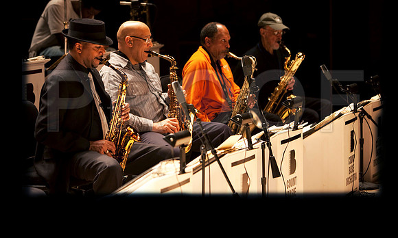 CONCERT_04_170_171