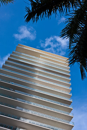 3807_DG_Miami_Beach_FL_5L8Y4884